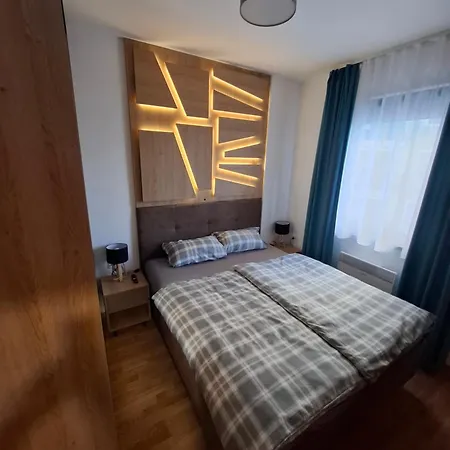 Pegi I Obi's Romantika *