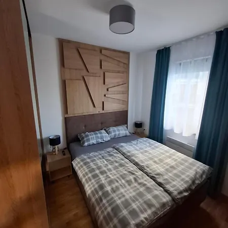 Pegi I Obi's Romantika