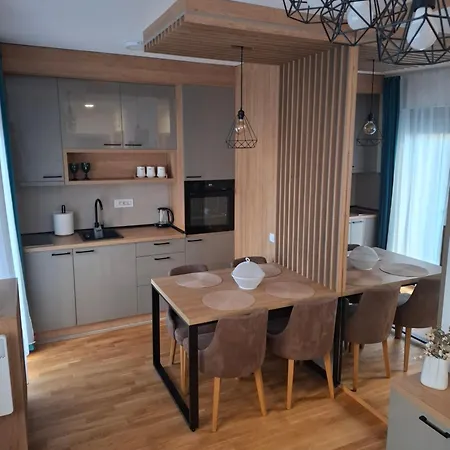 Pegi I Obi's Romantika Apartament *